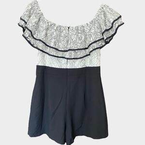 Jealous Tomato Womens Large Jumper No Belt Black White Off Shoulder Pockets